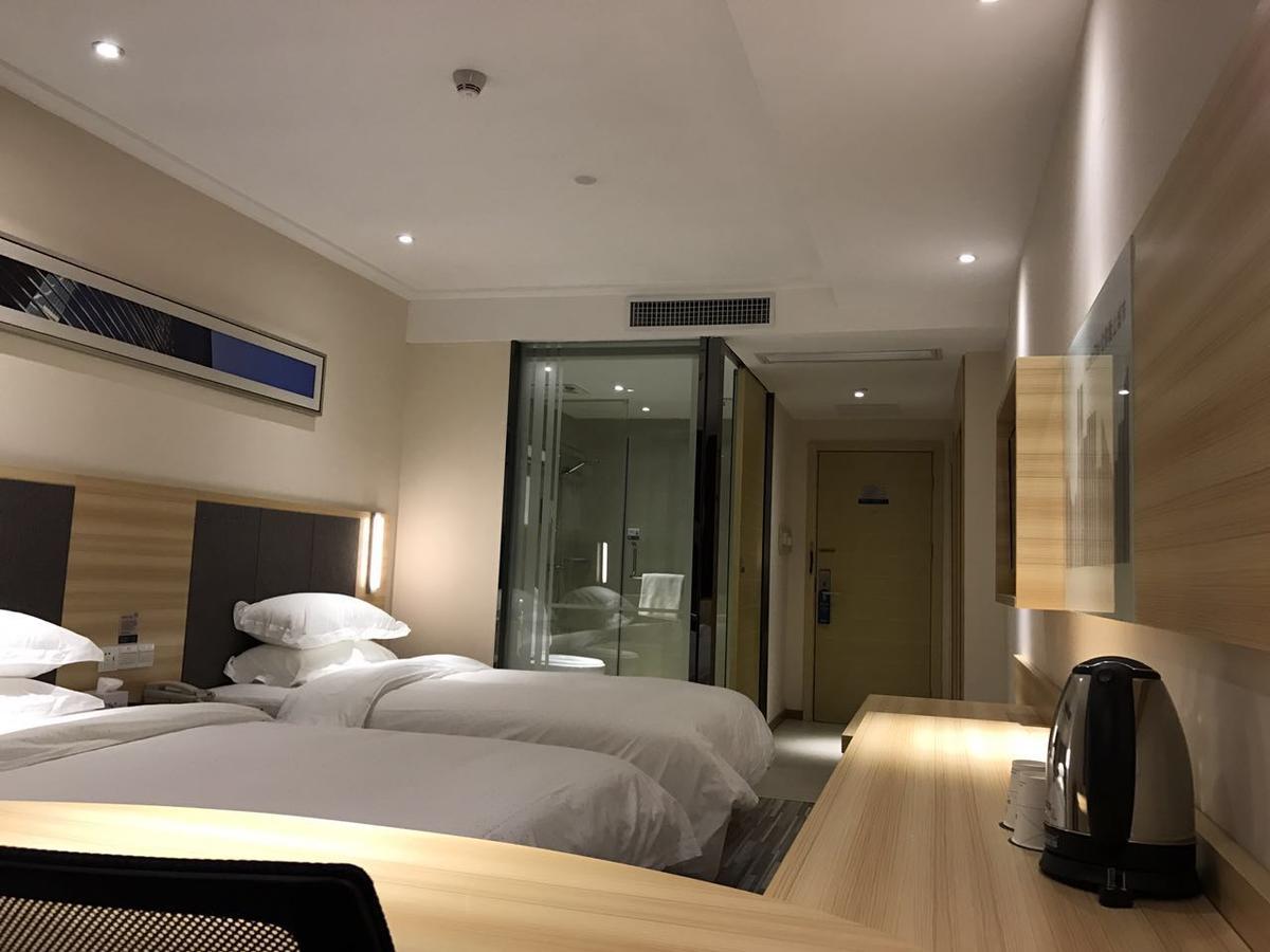See U Select Hotel Wuhan Exterior foto